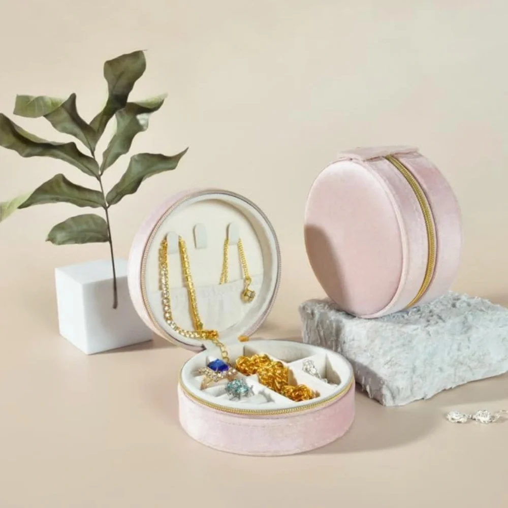 💞 New Round Pink Travel Jewelry Box Organizing Case